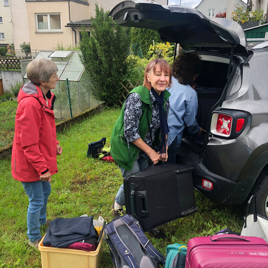 Abfahrt in Bamberg Christine Roeder zu den Wandertagen Filzmoos 2023